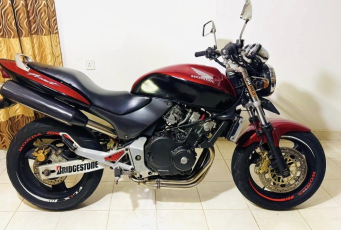 honda-hornet-250-2015-big-2